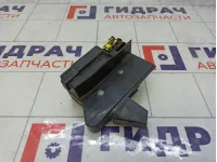 Замок двери задней левой Renault Sandero 825035141R