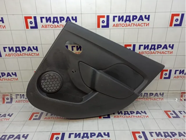 Обшивка двери задней правой Renault Sandero 829000783R
