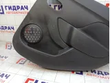 Обшивка двери задней правой Renault Sandero 829000783R