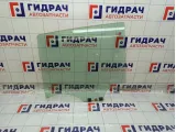 Стекло двери Renault Sandero 823015497R