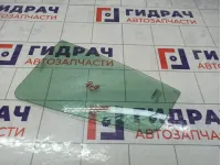 Стекло двери Renault Sandero 822621848R
