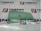 Стекло двери Renault Sandero 822621848R