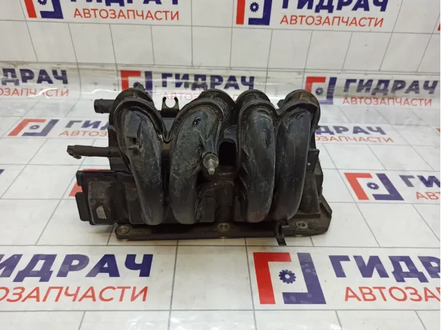 Коллектор впускной Renault Sandero 140035357R
