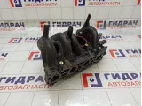 Коллектор впускной Renault Sandero 140035357R