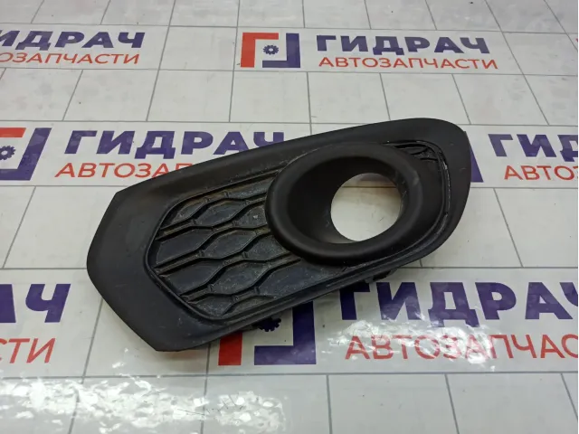 Рамка противотуманной фары правая Renault Sandero 263318726R