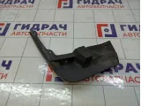 Брызговик передний правый Renault Sandero 638400560R