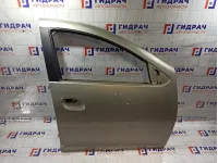 Дверь передняя правая Renault Sandero 801008681R