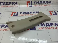 Обшивка стойки средней правой верхняя Renault Sandero 769131624R