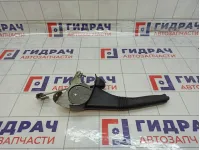 Рычаг, педаль стояночного тормоза Renault Sandero 360108002R