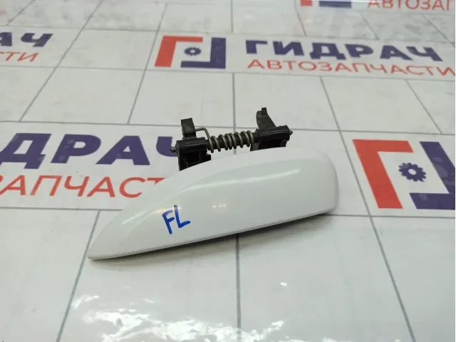 Ручка двери наружная передняя левая Renault Sandero 806070421R