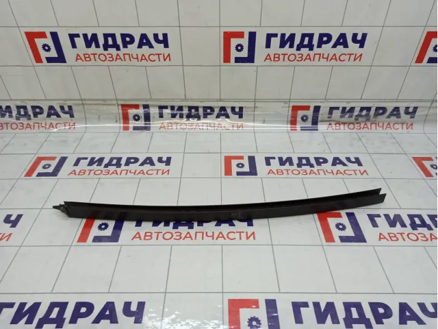 Направляющая стекла двери задней правой Renault Sandero 822304066R