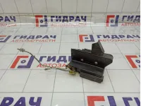Замок двери передней левой Renault Sandero 805034719R