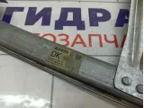 Стеклоподъемник механический задний левый Renault Sandero 827217198R