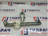 Стеклоподъемник механический задний левый Renault Sandero 827217198R