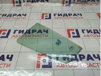 Стекло двери задней правой Renault Sandero 822621848R