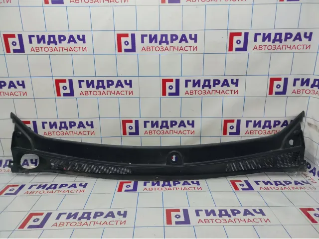 Решетка стеклоочистителей Renault Sandero Stepway (5S) 668115673R