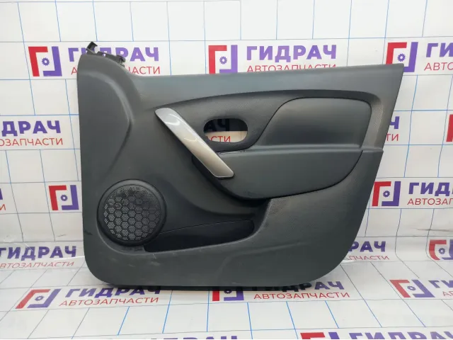 Обшивка двери передней правой Renault Sandero Stepway (5S) 809001160R