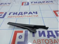 Накладка лобового стекла левая Renault Sandero Stepway (5S) 668225143R