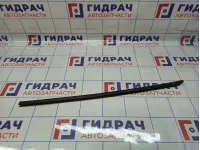 Накладка стекла переднего левого Renault Sandero Stepway (5S) 808210417R