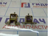 Петли двери багажника Renault Sandero Stepway (5S)