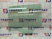 Стекло двери задней левой Renault Sandero Stepway (5S) 823015497R