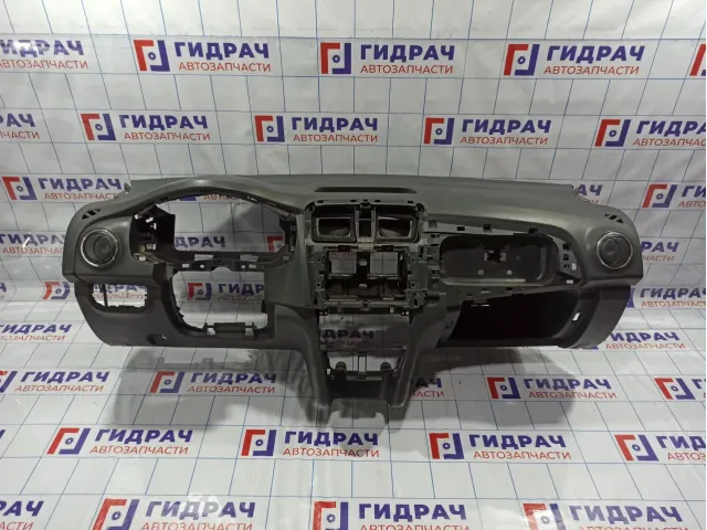 Торпедо Renault Sandero Stepway (5S) 681007556R