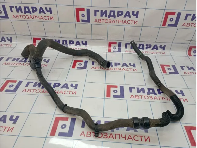 Патрубок системы охлаждения Renault Sandero Stepway (5S) 215018684R
