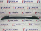 Рейлинг крыши правый Renault Sandero Stepway (5S)