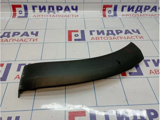 Накладка переднего бампера правая Renault Sandero Stepway (5S) 960163765R