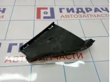 Воздуховод радиатора правый Renault Sandero Stepway (5S) 623125799R