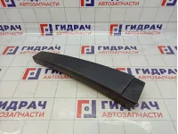 Накладка стойки средней правой наружная Renault Scenic 8200139601