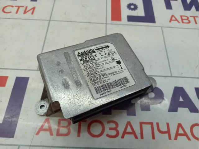 Блок управления AIR BAG Renault Scenic 8200411013