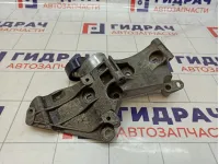 Кронштейн генератора Renault Scenic 8200072727