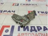 Кронштейн крепления крыла левый Renault Scenic 7782102801