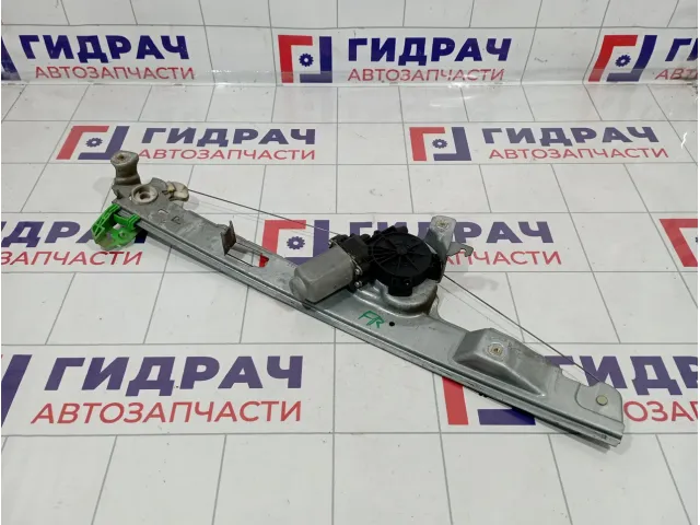 Стеклоподъемник электрический передний правый Renault Scenic 8200646840