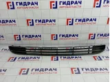 Решетка в бампер центральная Renault Scenic 8200205096