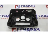 Накладка центральная в торпедо Renault Scenic 2 8200554454. Дефект.