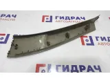 Обшивка стойки задней правая Renault Scenic 2 8200165070.