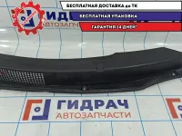 Планка под лобовое стекло Renault Scenic 2 8200183140.