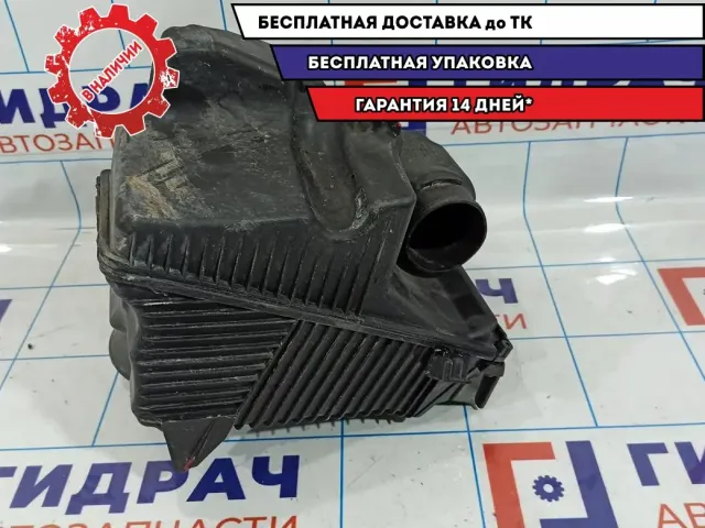 Корпус воздушного фильтра Renault Scenic 2 8202176558.