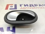 Ручка двери внутренняя правая Renault Scenic 2 8200843629. Царапины.