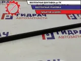 Накладка стекла (уплотнитель) двери задней левой Renault Scenic 2 .