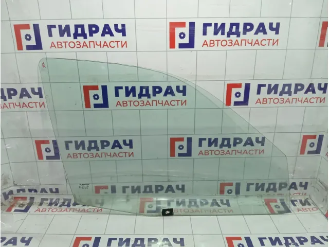 Стекло двери передней правой Renault Symbol  7700435332