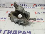 Кронштейн кпп (акпп, мкпп) Renault Symbol  7700430825
