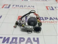 Замок зажигания Renault Symbol  7701471220