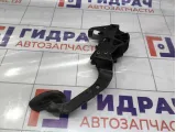 Педаль сцепления Renault Symbol  8200060841