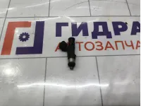 Форсунка инжекторная Renault Symbol  8200128959