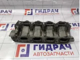 Коллектор впускной Renault Symbol  140409107R