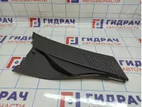 Решетка стеклоочистителя правая Renault Symbol 7700410609 Решетка стеклоочистителя правая Renault Symbol 7700410609