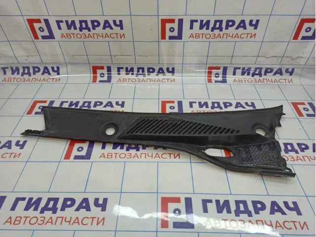 Решетка стеклоочистителя левая Renault Symbol 7700410608